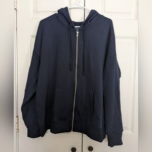 Time and Tru Men's Sweatshirt